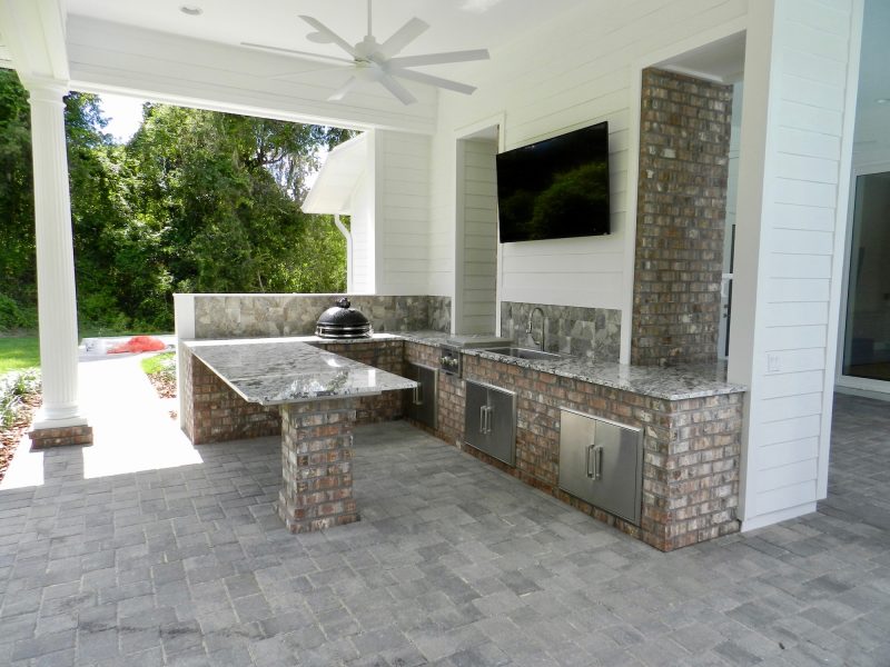 Rustic Outdoor Kitchen